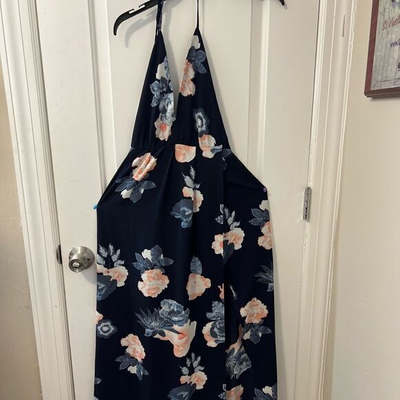 Floral maxi dress - Picture 1 of 6